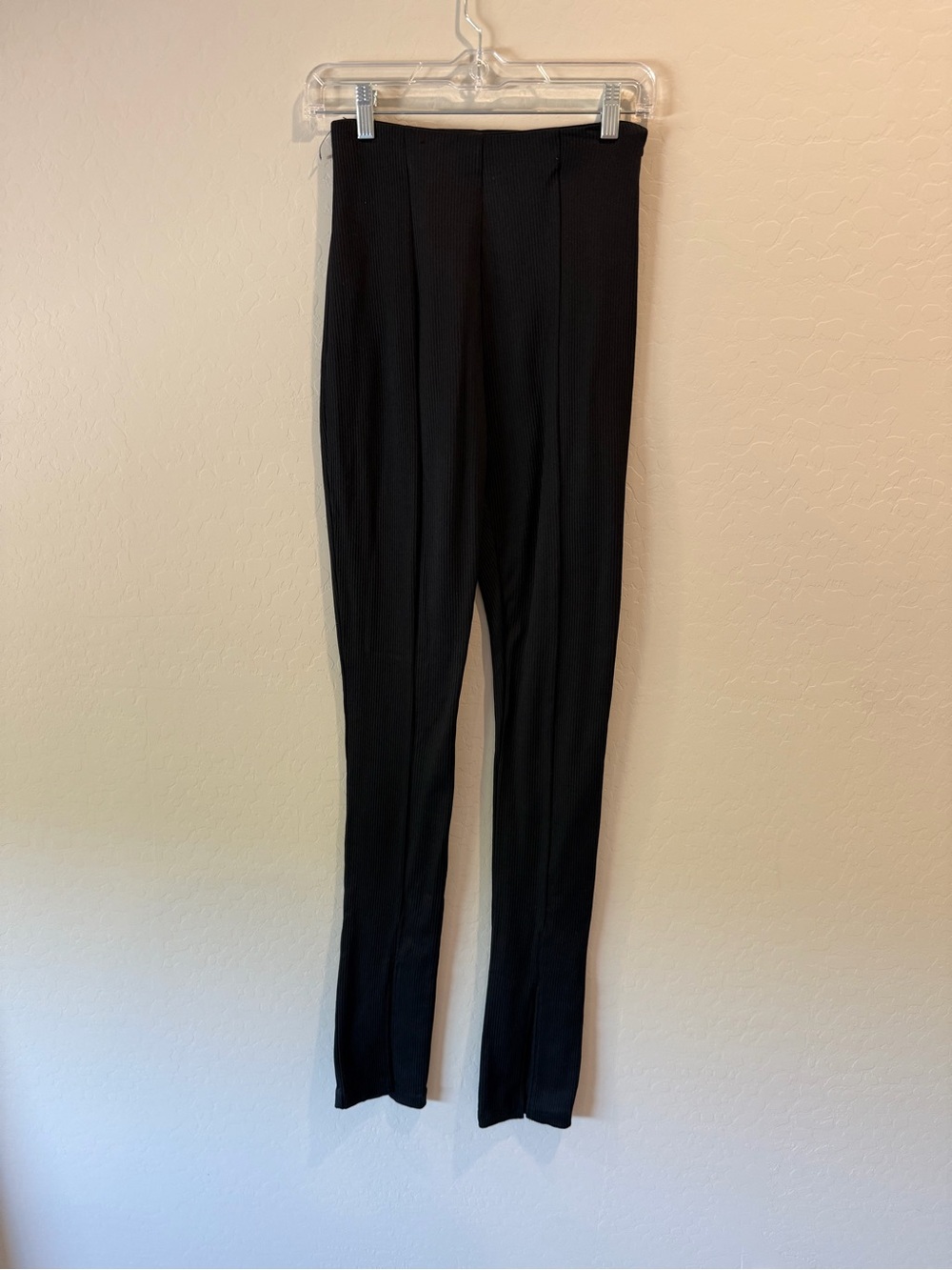 Amanda Uprichard high rise Ribbed Stretch black pant